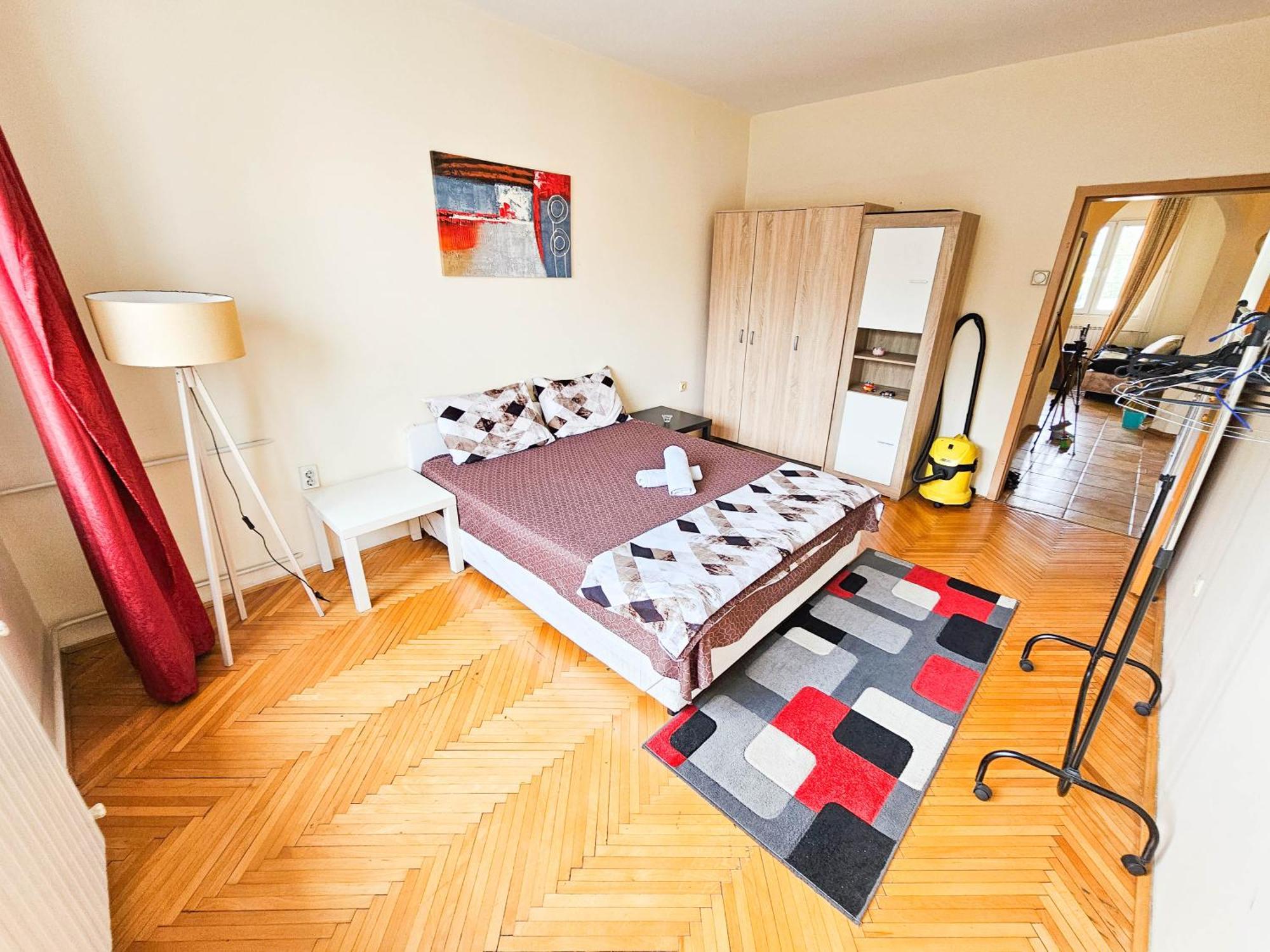 Fantazy Apartment Main Square Скопье Экстерьер фото