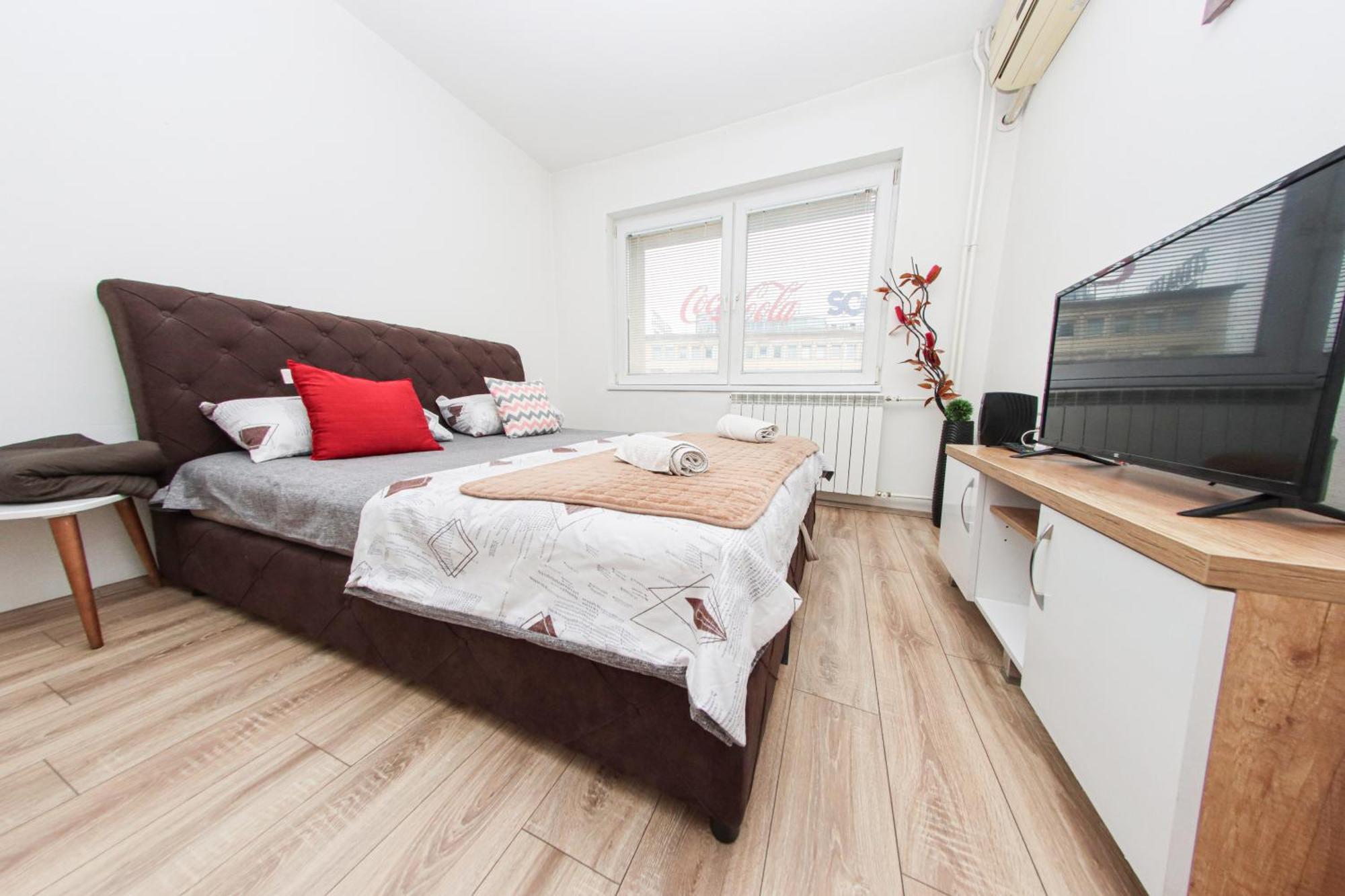 Fantazy Apartment Main Square Скопье Экстерьер фото
